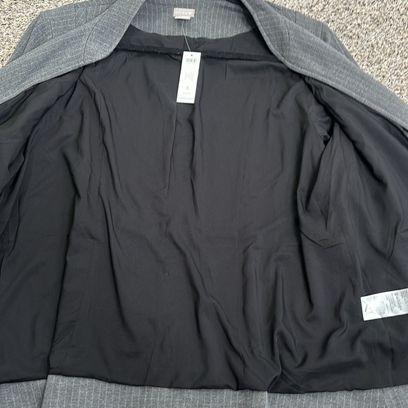 Chico's gray classic point stripe blazer size 3/xL - Picture 10 of 12